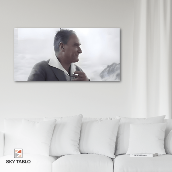Sisler İçindeki Atatürk uzun yatay tablo