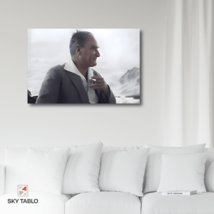 Sisler İçindeki Atatürk yatay tablo