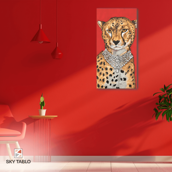zerafetin simgesi kırmızı arka planlı leopar uzun dikey tablo