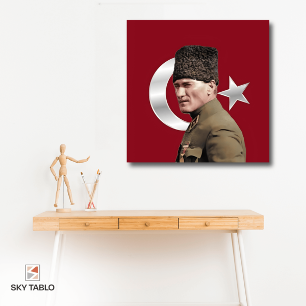 Cumhuriyetin Gölgesinde kare tablo