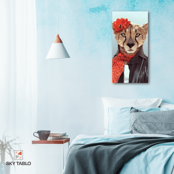 Desenlerin Kraliçesi uzun dikey tablo