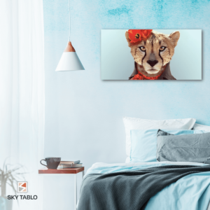 Desenlerin Kraliçesi uzun yatay tablo