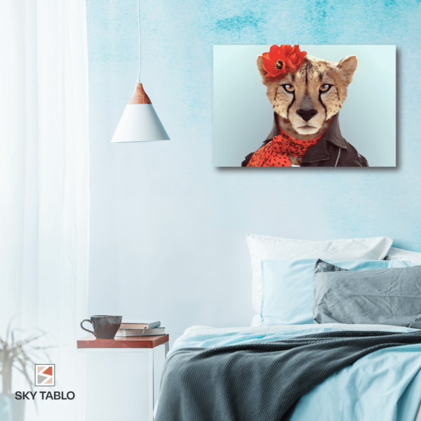 Desenlerin Kraliçesi yatay tablo