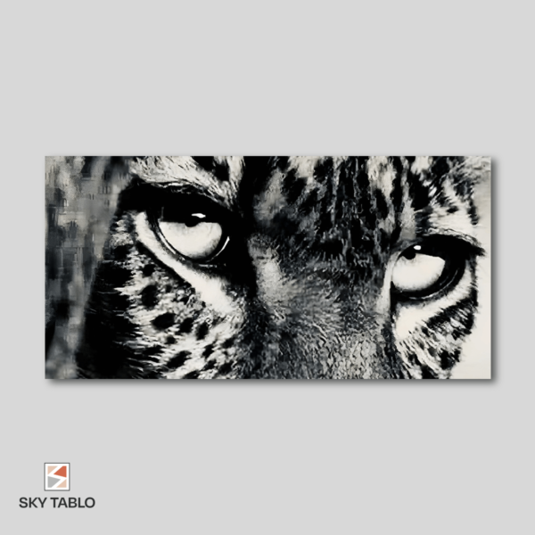 Leoparın Sessizliği uzun yatay tablo yakından görünümü