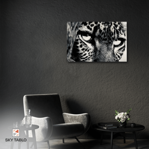 Leoparın Sessizliği yatay tablo