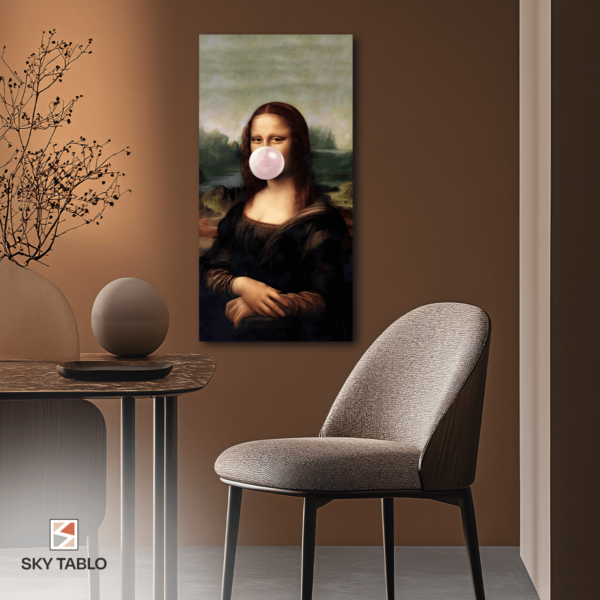 Mona Lisa’nın Eğlenceli Hali uzun dikey tablo
