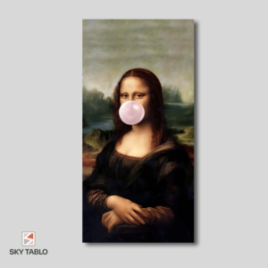 Mona Lisa’nın Eğlenceli Hali uzun dikey tablo yakından görünümü