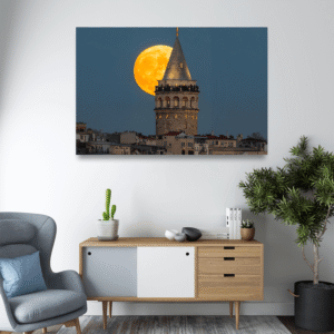 Ay ve Tarih: Galata Kulesi Tablosu