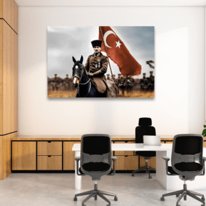 Zaferin Omzundaki Komutan